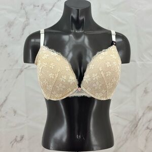 Victoria’s Secret Dream‎ Angels Push-Up Bra Cream
